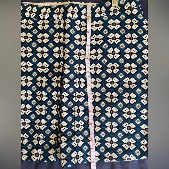 Zara mini skirt blue with white pattern (L) - Picture 6 of 10